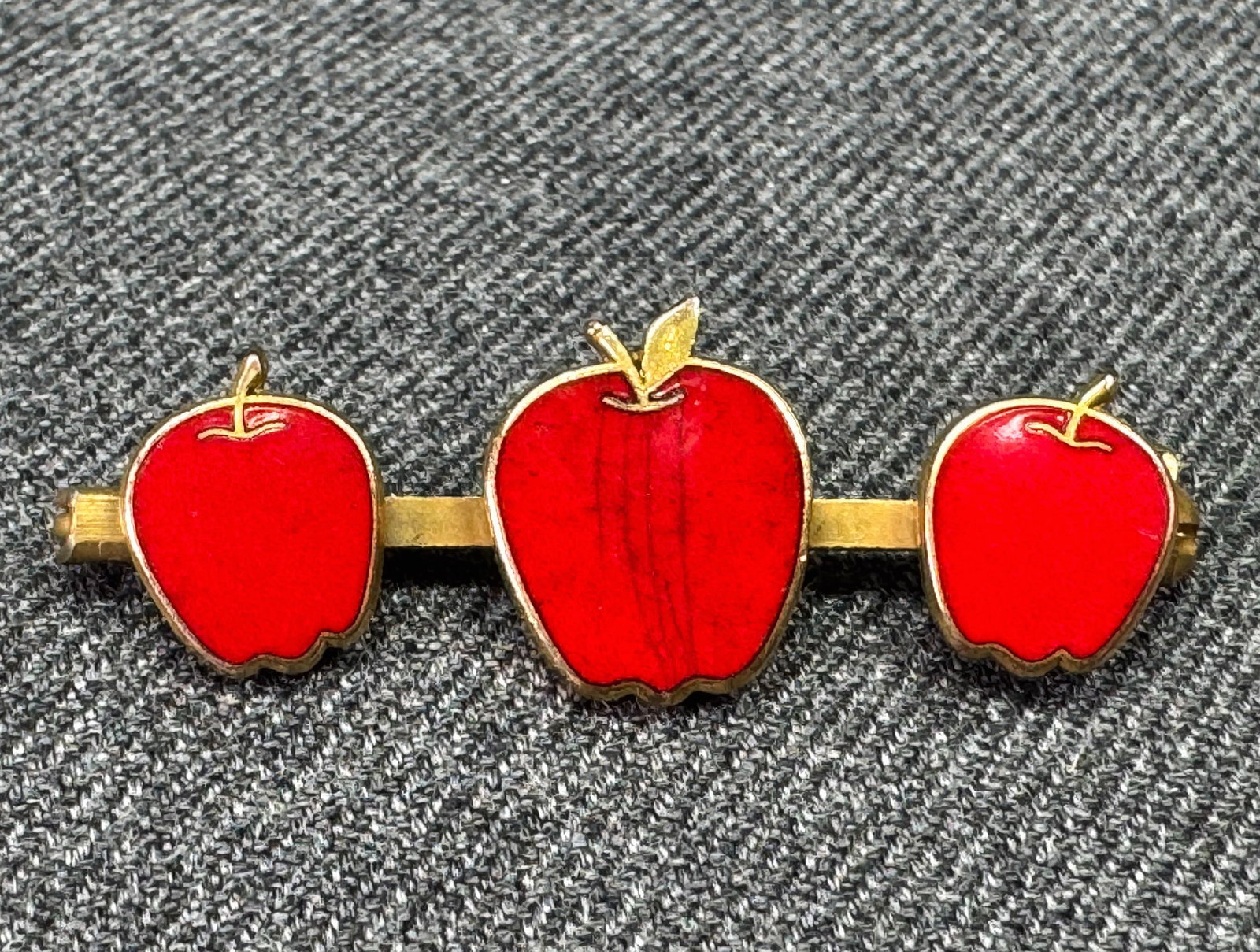 Vintage forbidden fruit enamel goldtone metal apples brooch pin. Marked