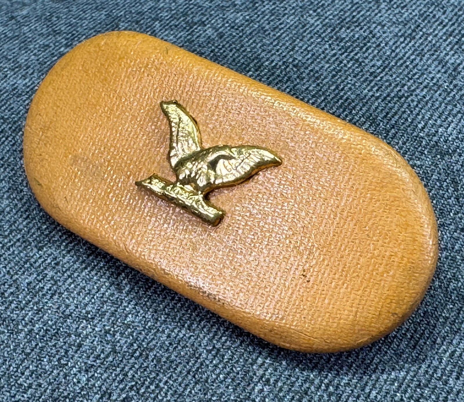 Antique goldtone eagle lined in leatherette tin belt buckle (1 of 6)