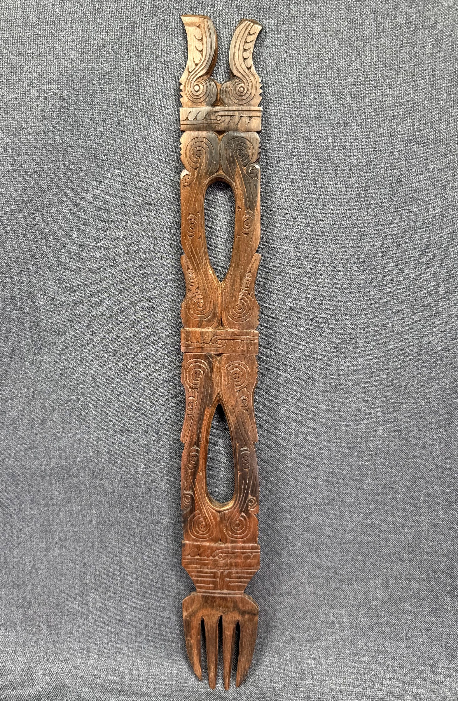 Trobriand Islands Massim Carving. *a