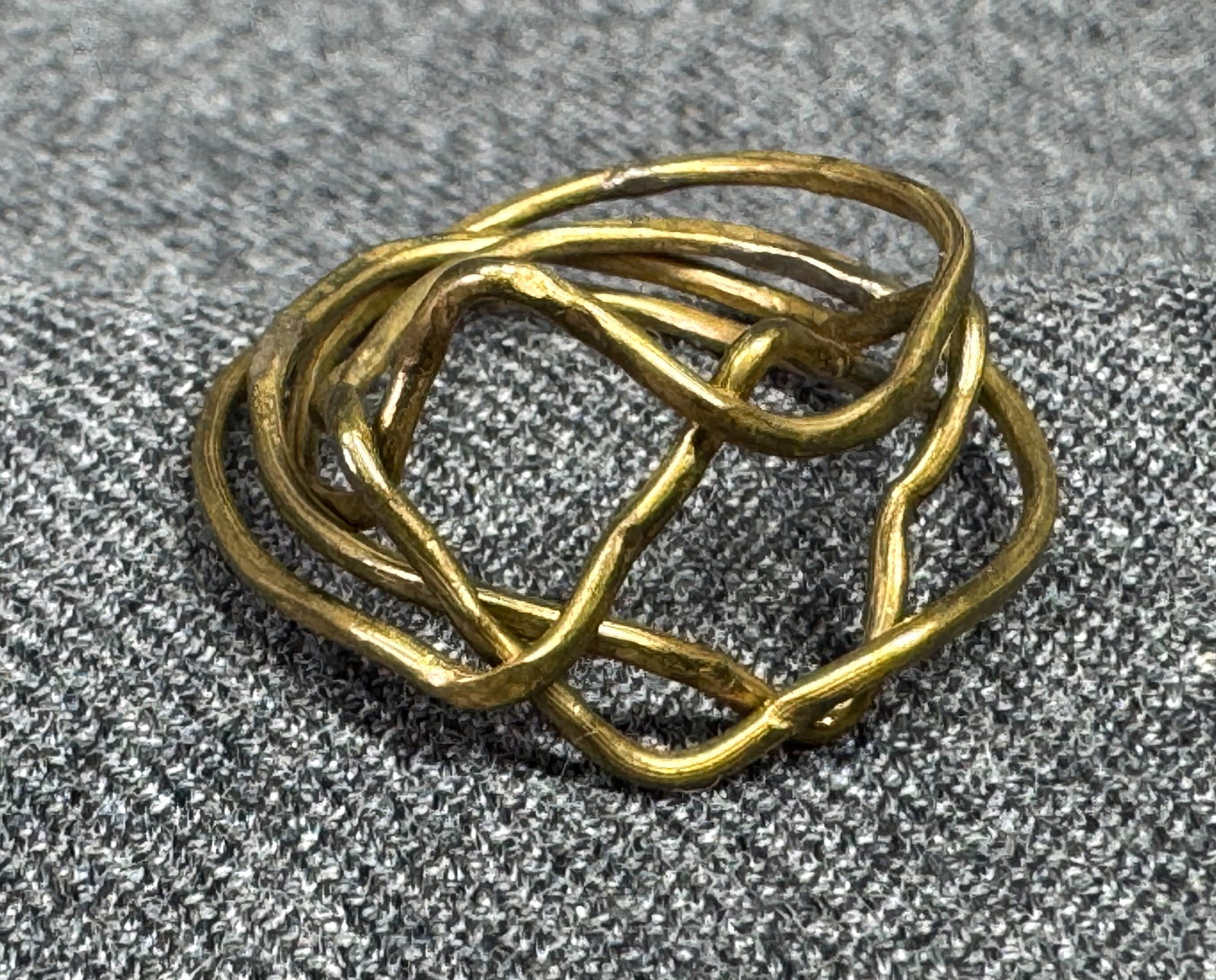 Vintage Gold-tone Interlocking Multi-Band Puzzle Ring. *M (1 of 4)