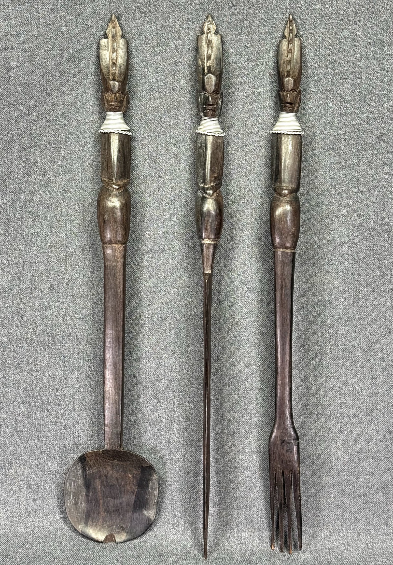 Vintage Hand-Carved African Wood Figural Salad Serving Spoon, Fork & Knife Set. *M: Vintage Hand-Carved African Wood Figural Salad Serving Spoon, Fork & Knife Set. For measures please refer to the pictures taken with a measuring tape. Weight: Grams. IN HOUSE FLAT SHIPPING & HANDLING 