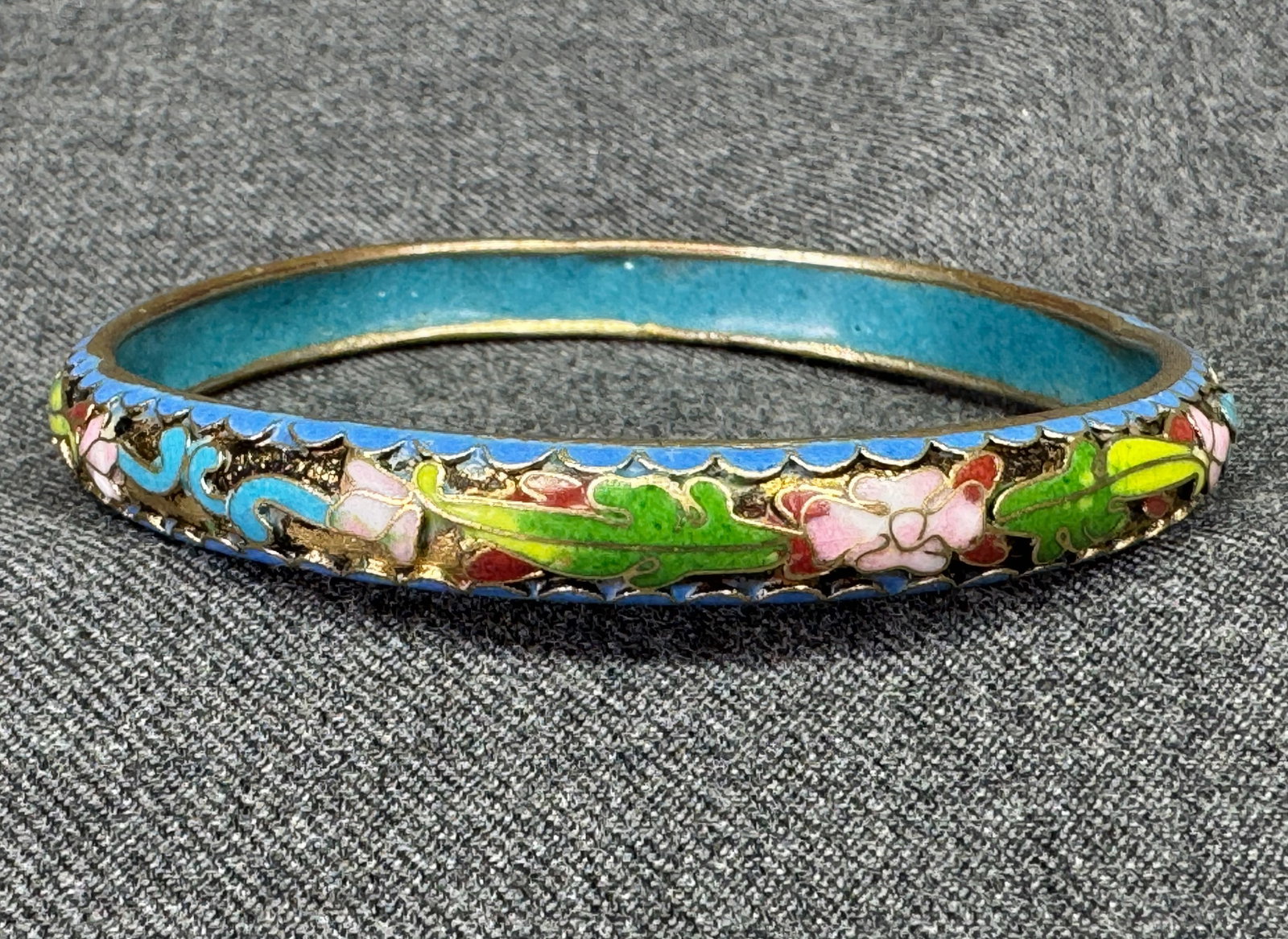 Vintage Chinese Closionne Enamel Floral Bangle. *f (1 of 5)