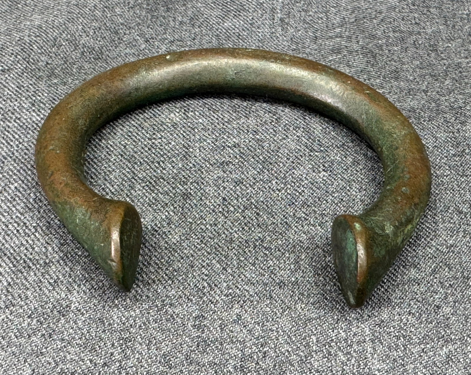 African Ibibio Nigeria Okpoho Manilla Currency. Copper alloy. (1 of 8)