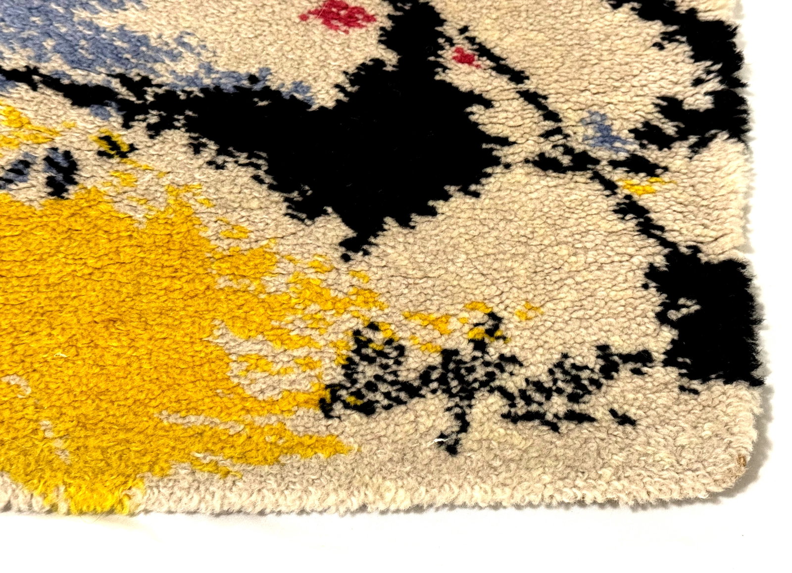 Robert Jacobsen, 1984, Evolution Ege rug. Denmark. - 3