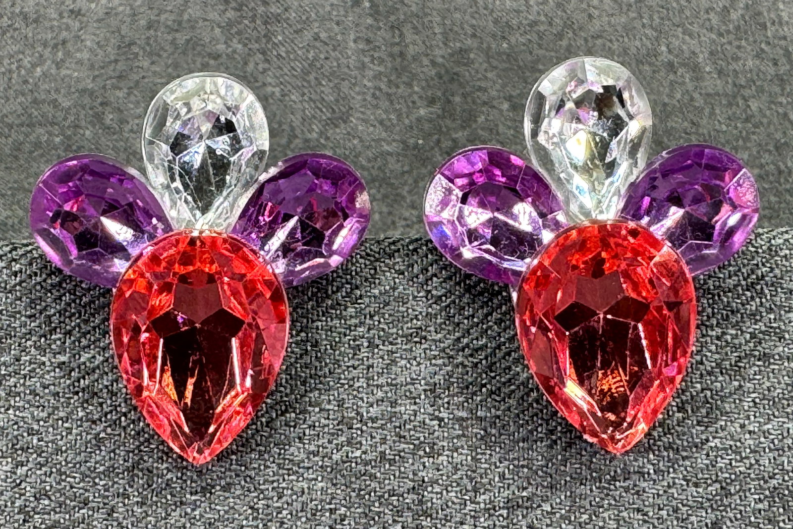 Vintage Wendy Gell Style Cluster Clip Earrings. *J (1 of 5)