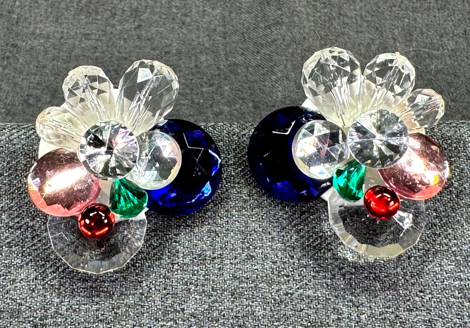 Vintage Wendy Gell Style Cluster Stud Earrings. *J (1 of 4)