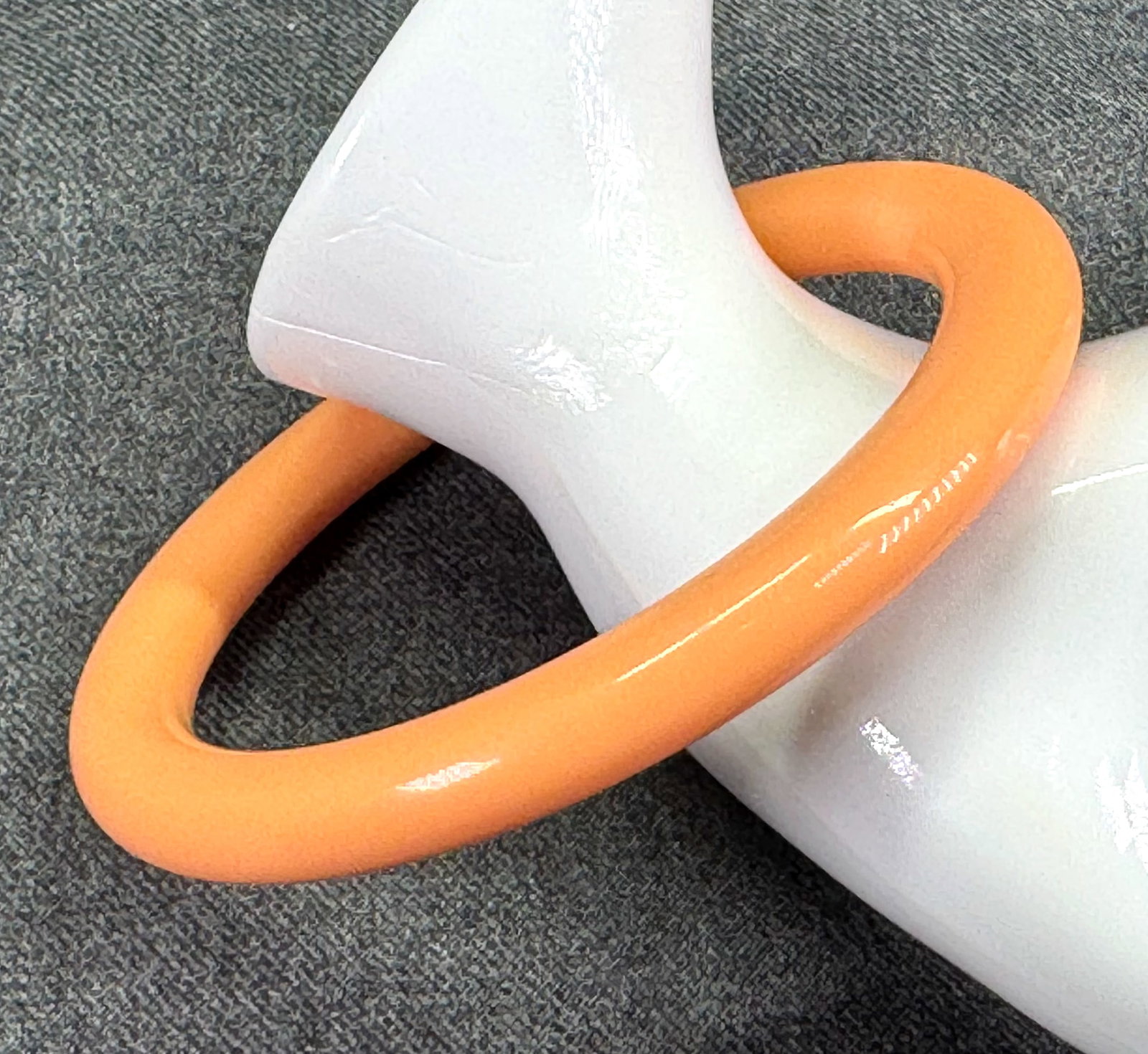 Vintage Mid-Century Vintage Coral Color Plastic Bangle Bracelet. *J (1 of 6)