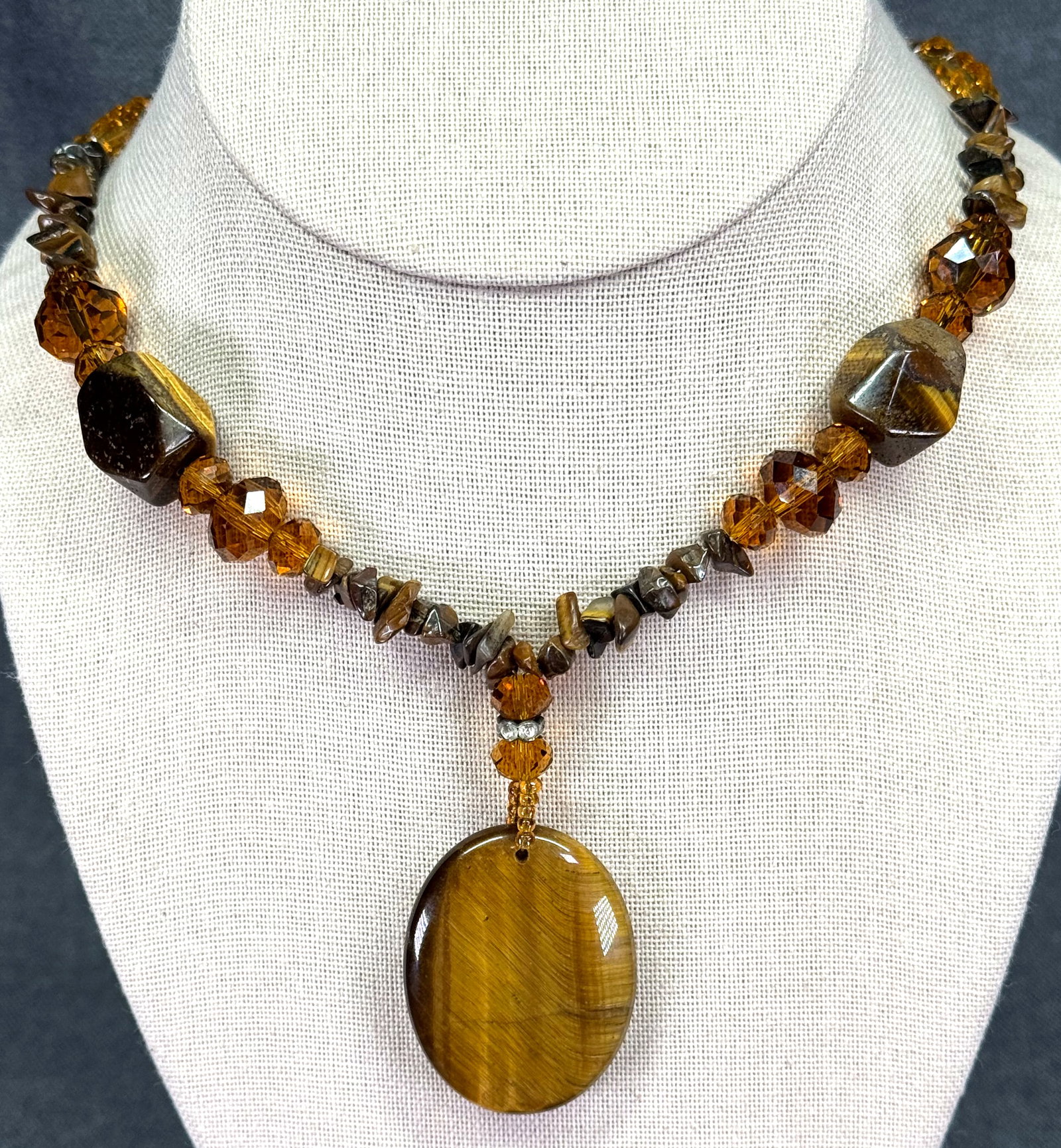 Vintage Artisan Natural Tiger Eye & Faceted Crystal Beads Necklace. Oval Pendant. *J (1 of 5)