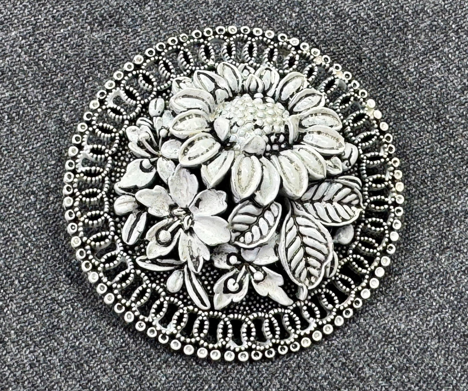Vintage Featherlite Celluloid Floral Brooch Pin . *L (1 of 4)