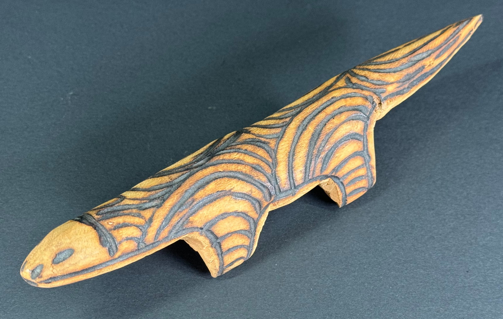 Aboriginal Australia Lizard Figure. Carved wood with poker work decoration.: IN HOUSE FLAT SHIPPING & HANDLING COST WITHIN ALL THE U.S. : 12 To bypass LiveShipping, and use our In-House shipping service for 12 or shipping combined for multiple lots, please select