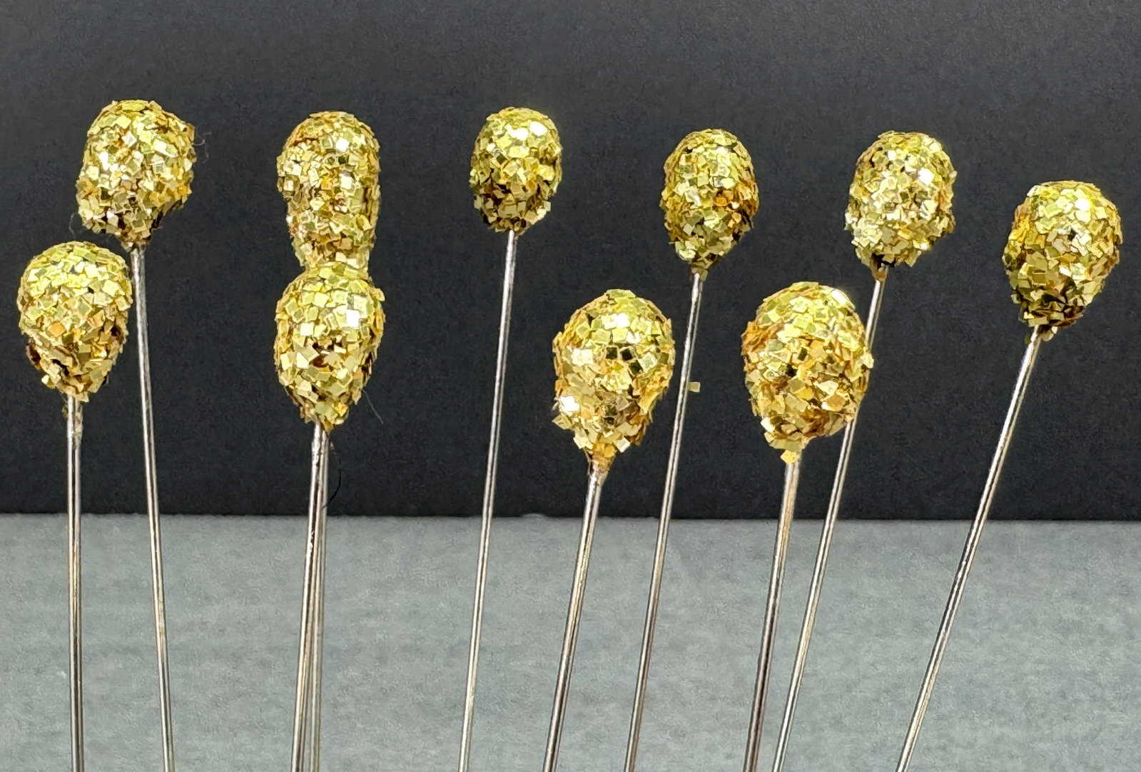 Vintage assorted golden glitter beads hat pins hatpins . Lot of 10: IN HOUSE FLAT SHIPPING & HANDLING COST WITHIN ALL THE U.S. : 7 To bypass LiveShipping, and use our In-House shipping service for 7 or shipping combined for multiple lots, please select “Arrange 