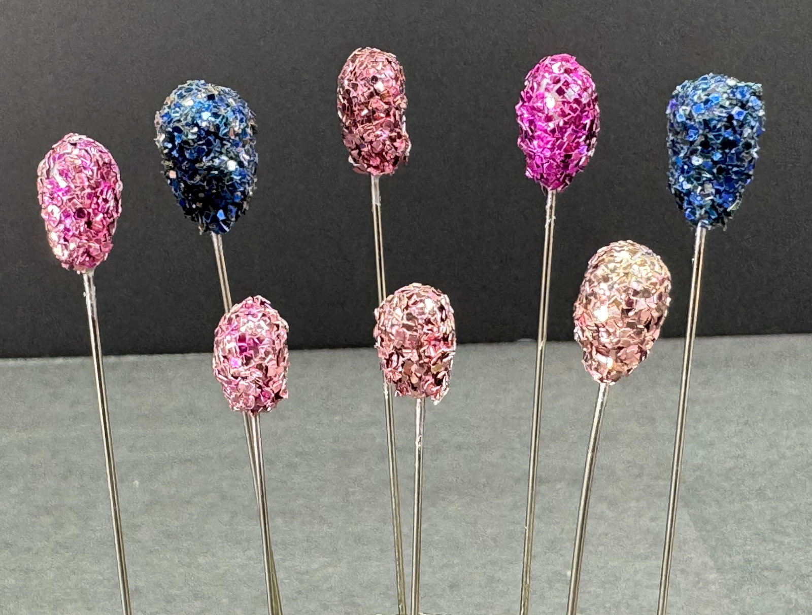 Vintage assorted colors glitter beads hat pins hatpins . Lot of 8: IN HOUSE FLAT SHIPPING & HANDLING COST WITHIN ALL THE U.S. : 7 To bypass LiveShipping, and use our In-House shipping service for 7 or shipping combined for multiple lots, please select “Arrange 