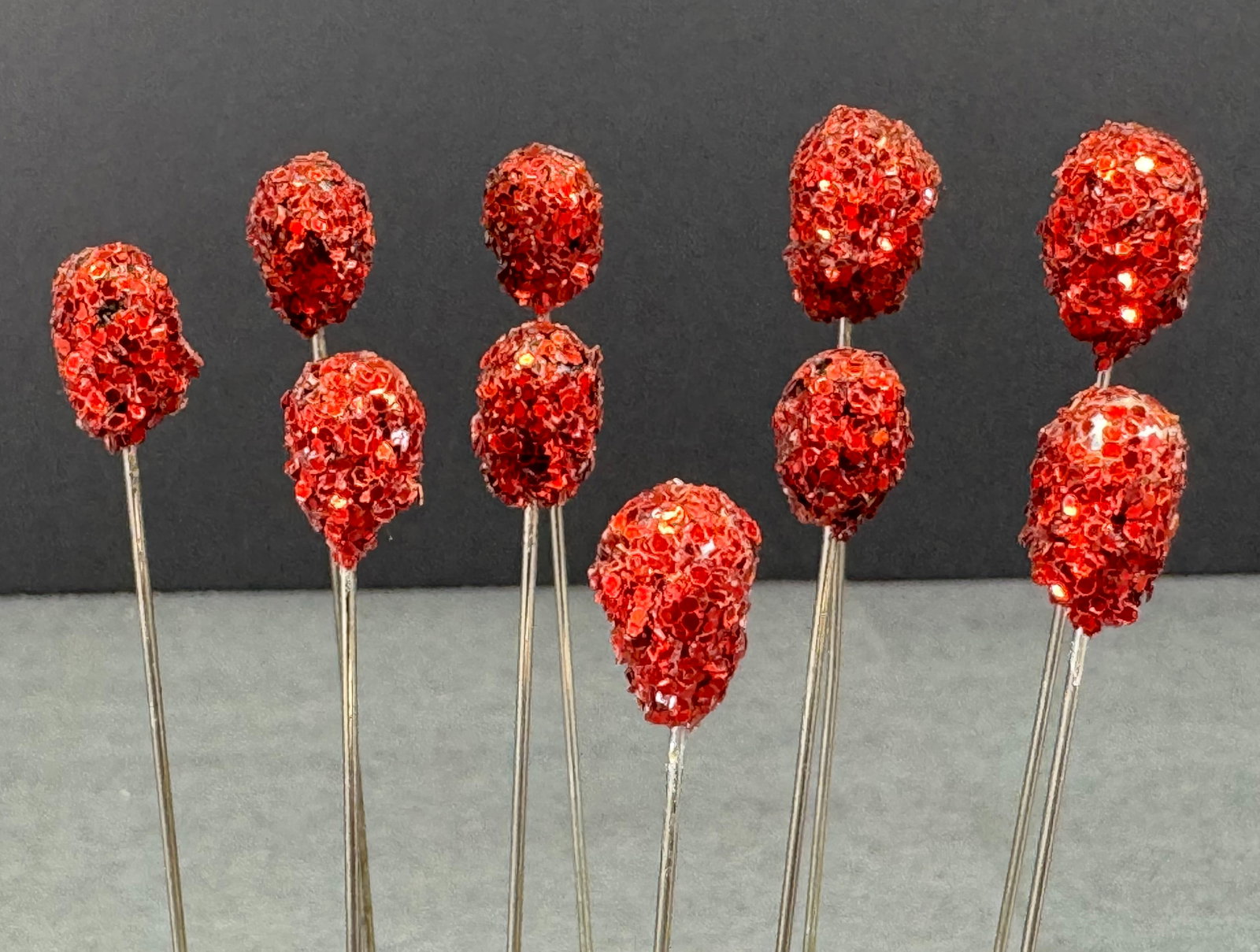 Vintage assorted reddish glitter beads hat pins hatpins . Lot of 10: IN HOUSE FLAT SHIPPING & HANDLING COST WITHIN ALL THE U.S. : 7 To bypass LiveShipping, and use our In-House shipping service for 7 or shipping combined for multiple lots, please select “Arrange 