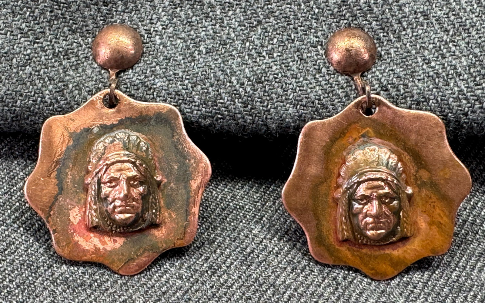 Vintage Indian Chief copper screw back earrings: IN HOUSE FLAT SHIPPING & HANDLING COST WITHIN ALL THE U.S. : $7 To bypass LiveShipping, and use our In-House shipping service for $7 or shipping combined for multiple lots, please select “Arrang