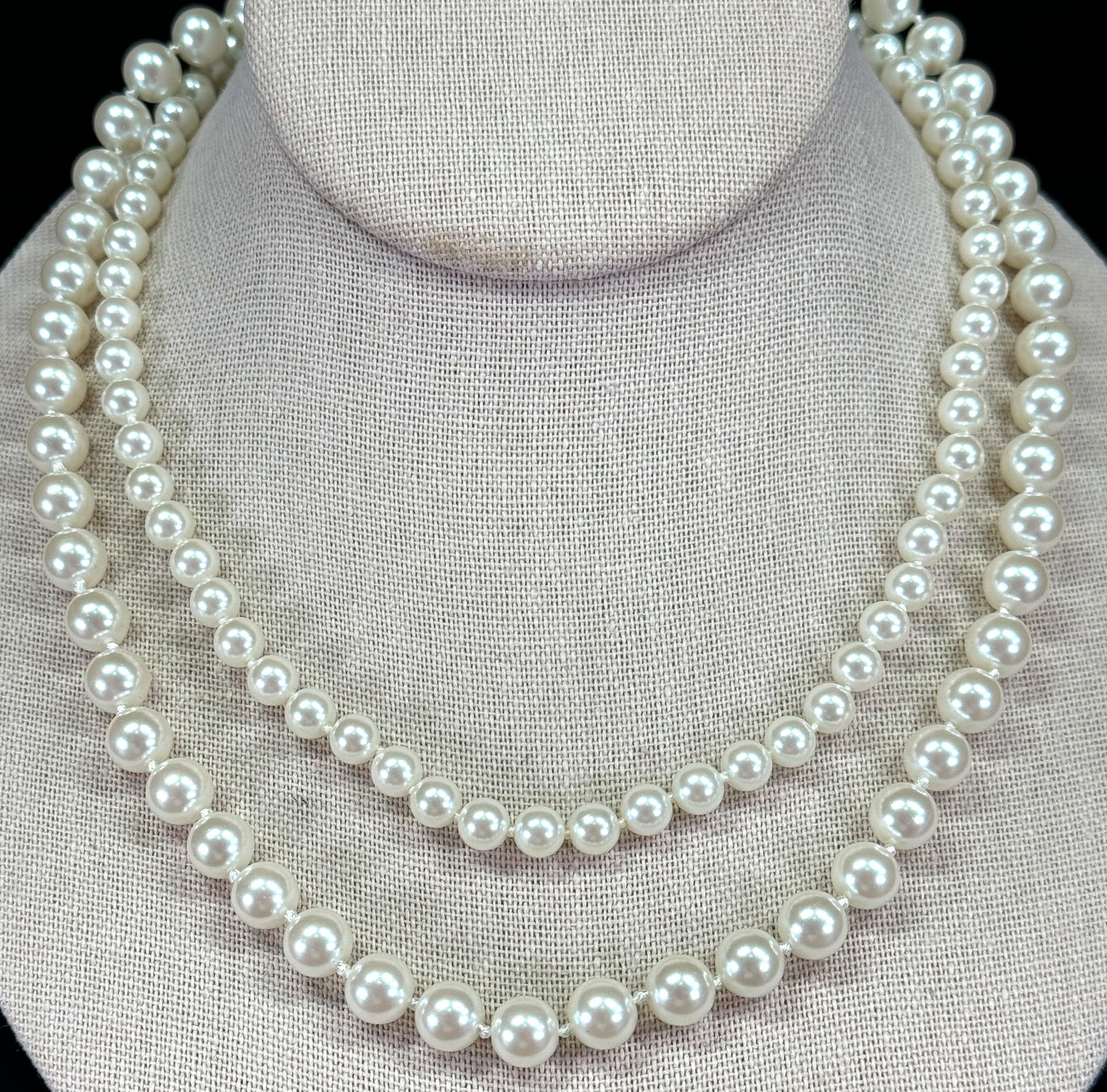Talbots assorted faux pearls collar necklaces. Lot of 2.: IN HOUSE FLAT SHIPPING & HANDLING COST WITHIN ALL THE U.S. : 7 To bypass LiveShipping, and use our In-House shipping service for 7 or shipping combined for multiple lots, please select “Arrange 