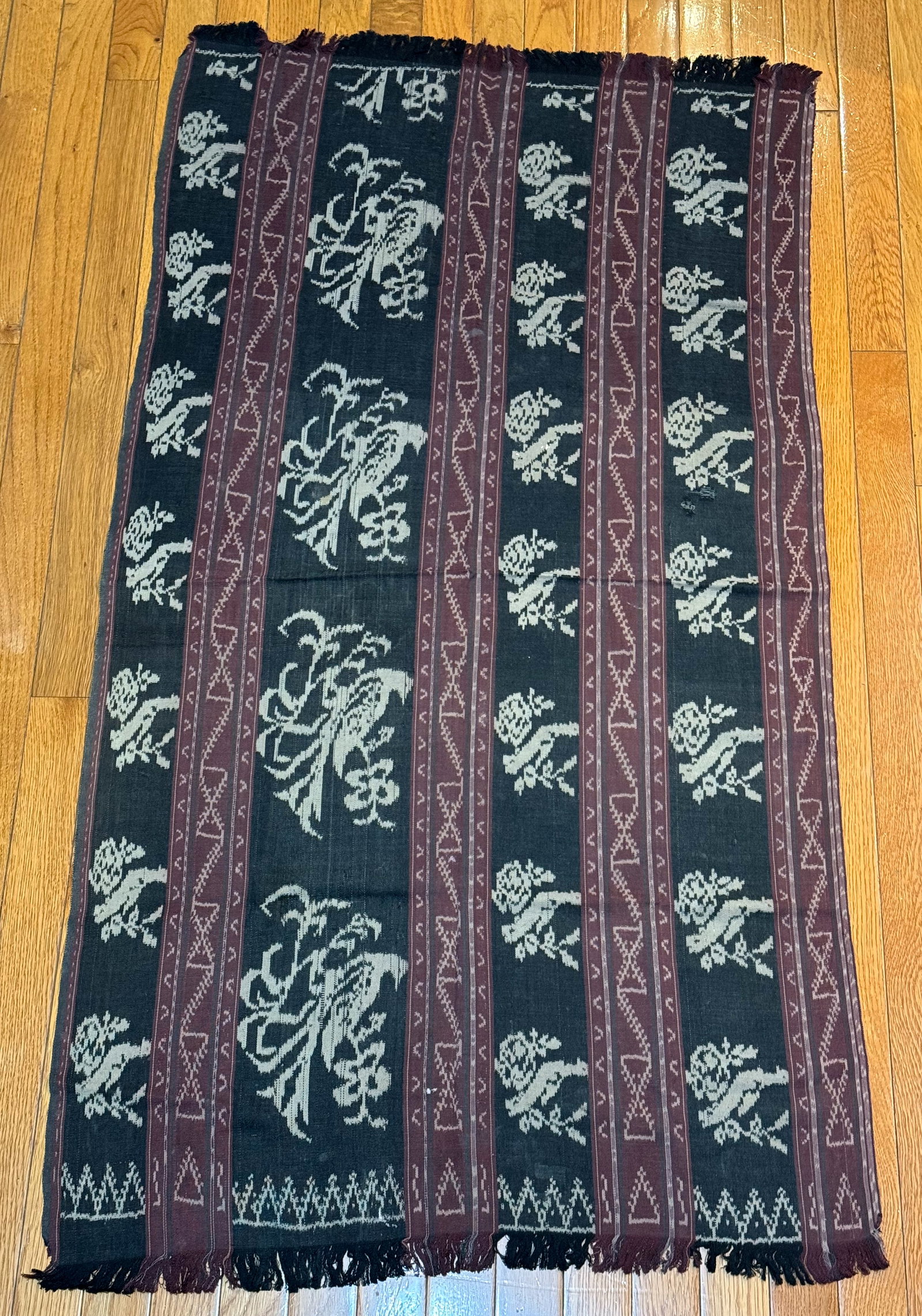 Vintage Handwoven Indonesian Sumba Ikat Selendang Textile. *L (1 of 13)