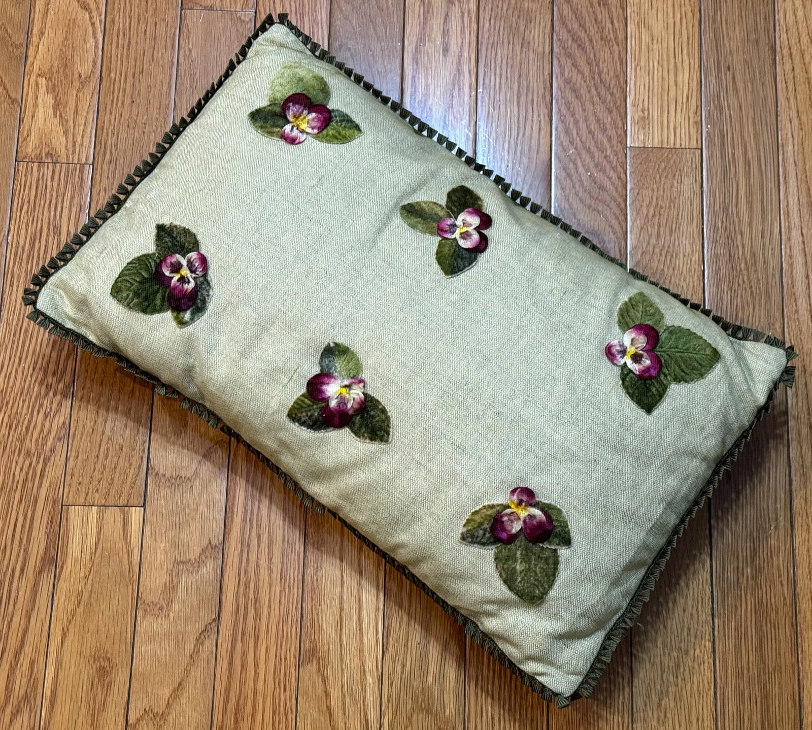 Artisan Velvet Pansy Floral Linen Boudoir Pillow, Green Velvet Back. *L: Artisan Velvet Pansy Floral Linen Boudoir Pillow, Green Velvet Back. Unmarked. For measures please refer to the pictures taken with a measuring tape. IN HOUSE FLAT SHIPPING & HANDLING COST WITHIN ALL 