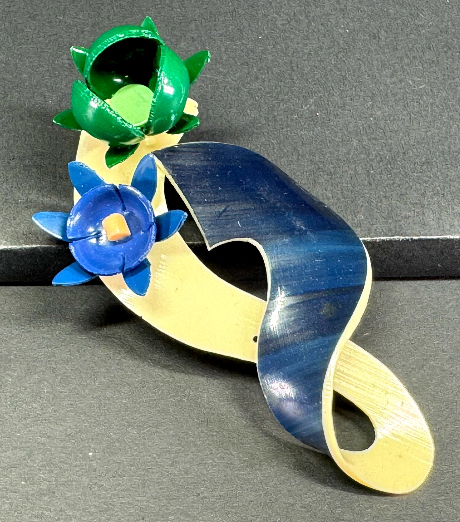 Vintage flapper celluloid flower applique for jewelry, millinery hat making.: IN HOUSE FLAT SHIPPING & HANDLING COST WITHIN ALL THE U.S. : 7 To bypass LiveShipping, and use our In-House shipping service for 7 or shipping combined for multiple lots, please select “Arrange 