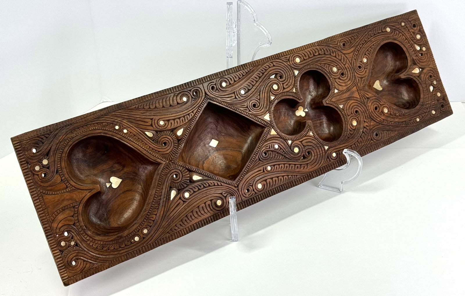 Trobriand Islands Poker Suits Large Bowl. Carved Wood with MOP inlay.: IN HOUSE FLAT SHIPPING & HANDLING COST WITHIN ALL THE U.S. : 28 To bypass LiveShipping, and use our In-House shipping service for 28 or shipping combined for multiple lots, please select “Arrang