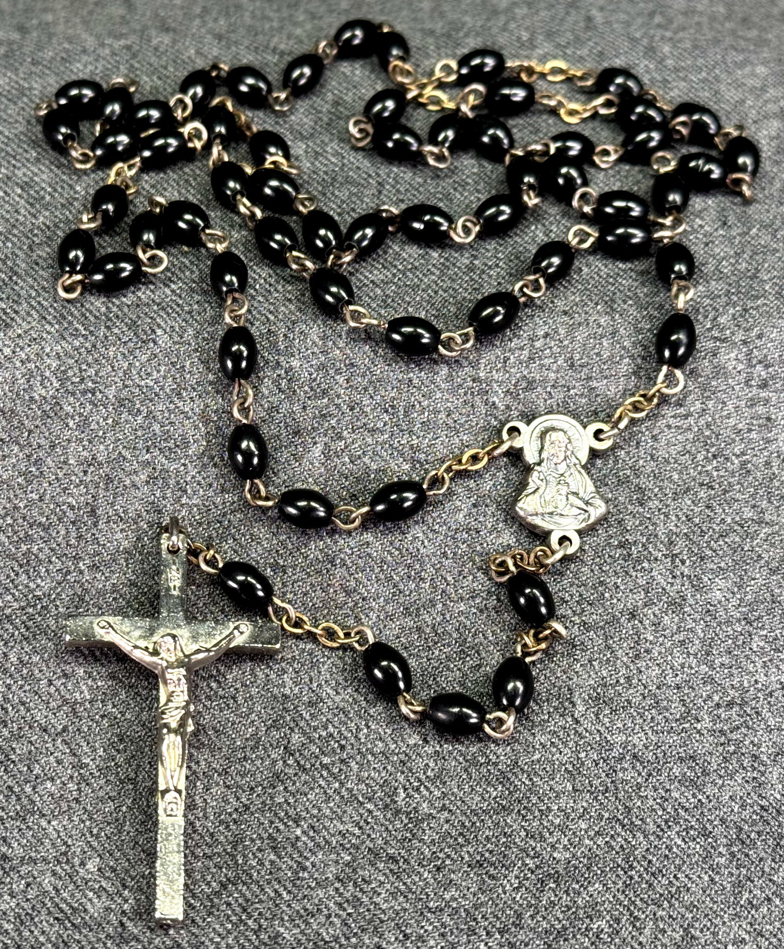 Vintage Italian black plastic beads silvertone metal Christian rosary (1 of 8)