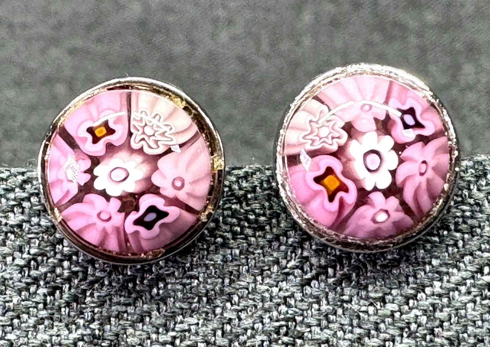 Alan K. Murano Glass Millefiori Sterling Silver Stud Earrings. *n: Alan K. Murano Glass Millefiori Sterling Silver Stud Earrings. Marked. For measures please refer to the pictures taken with a measuring tape. Weight: 4.26 Grams. IN HOUSE FLAT SHIPPING & HANDLING COST
