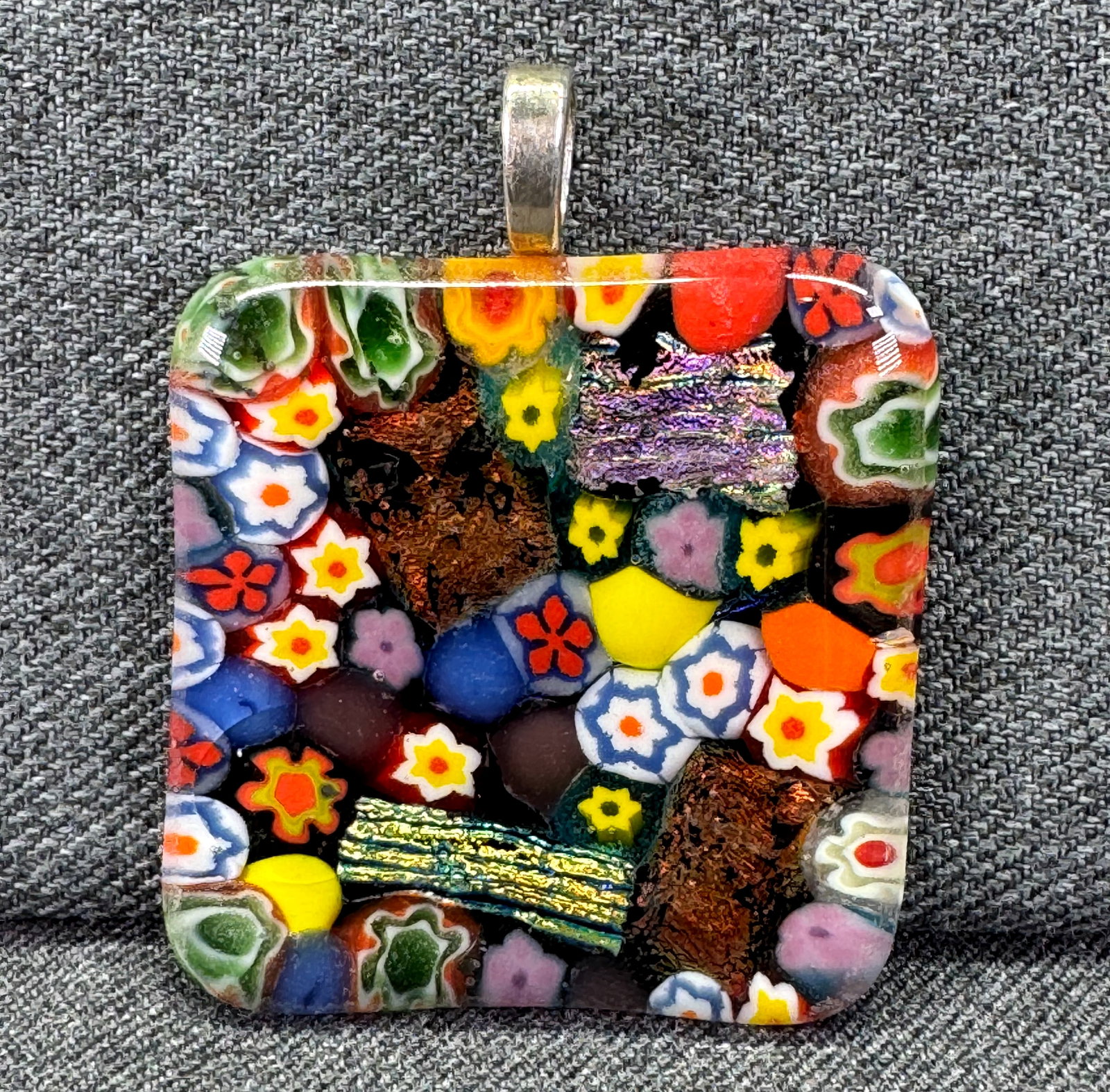 Murano Style Glass Millefiori Pendant. *n (1 of 3)