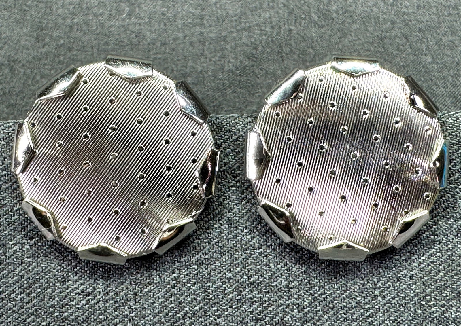 1960s Coro Silver Clip Earrings. *n: Vintage Coro Textured Silver-Tone Round Scalloped Statement Clip On Earrings. Marked. For measures please refer to the pictures taken with a measuring tape. Weight: 27 Grams. IN HOUSE FLAT SHIPPING & 
