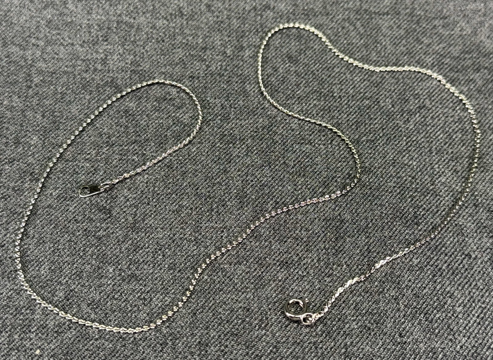 1990s Snake Chain Necklace. Unused. #n: Vintage Chain Strap Necklace. Silver-tone. Unmarked. For measures please refer to the pictures taken with a measuring tape. Weight: 2 Grams. IN HOUSE FLAT SHIPPING & HANDLING COST WITHIN ALL THE U.S. 