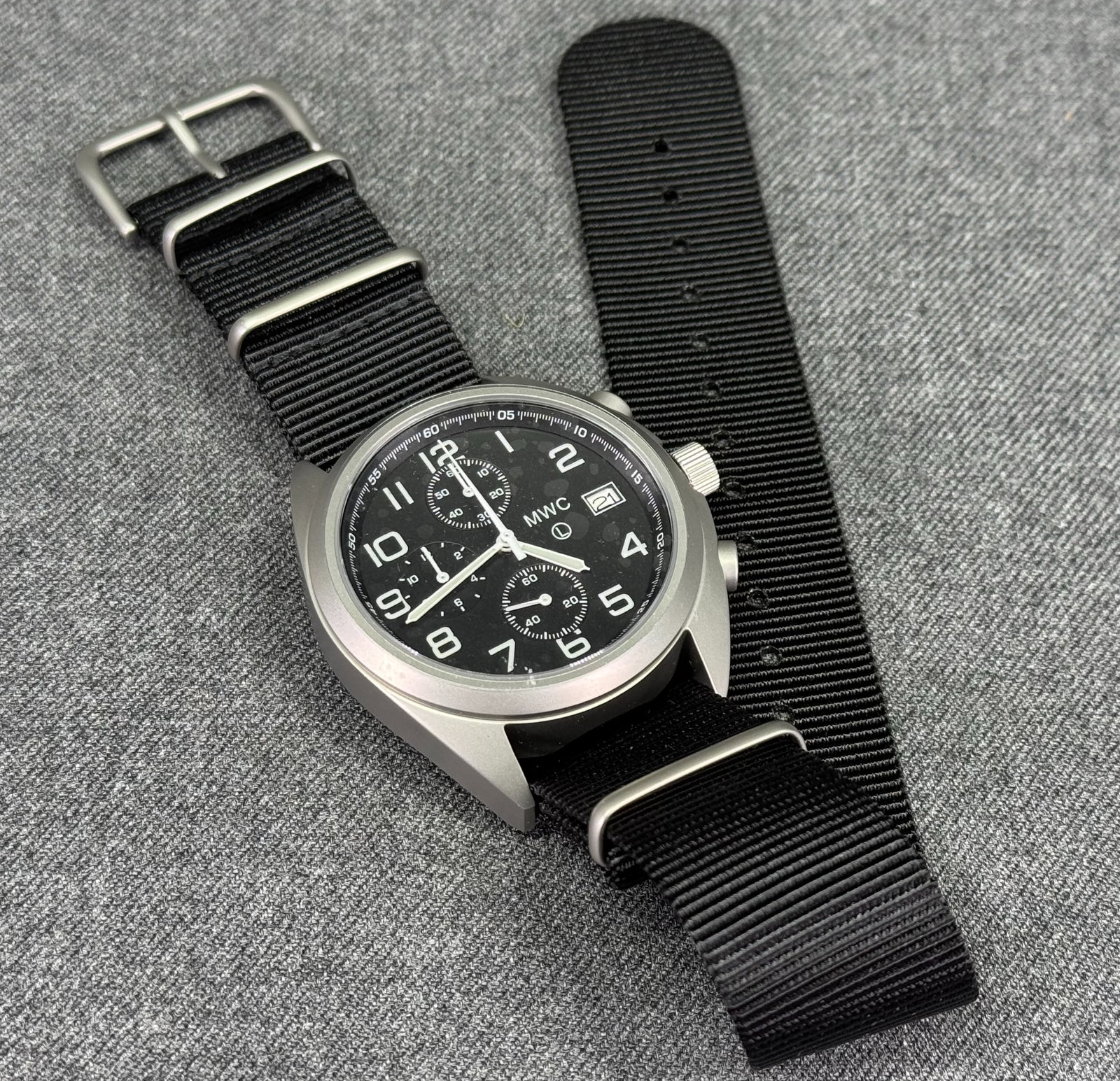 MWC Military Watch Company Chronograph Watch Vintage. Unworn.: IN HOUSE FLAT SHIPPING & HANDLING COST WITHIN ALL THE U.S. : $12 To bypass LiveShipping, and use our In-House shipping service for $12 or shipping combined for multiple lots, please select “Arra