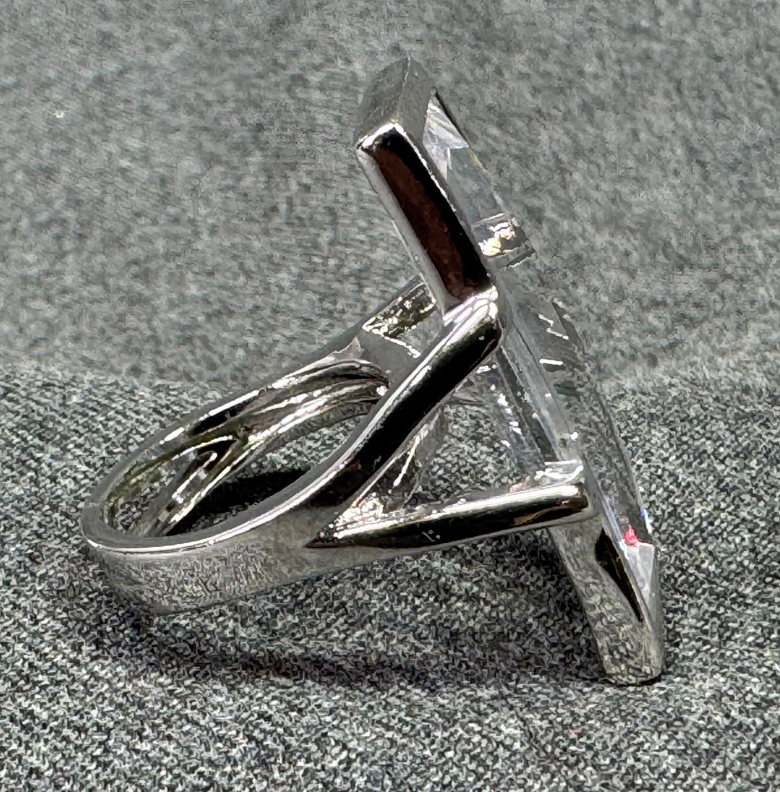 Oversized CZ Silver-tone Statement Ring. *M - 3