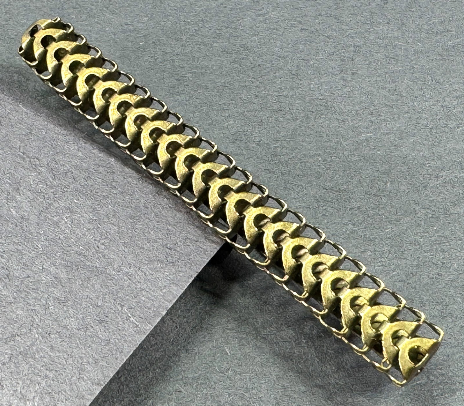 Vintage machine age style book chain goldtone metal barrette pin brooch. (1 of 7)
