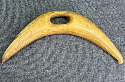 Native American Sewing Kit Toggle. Horn.