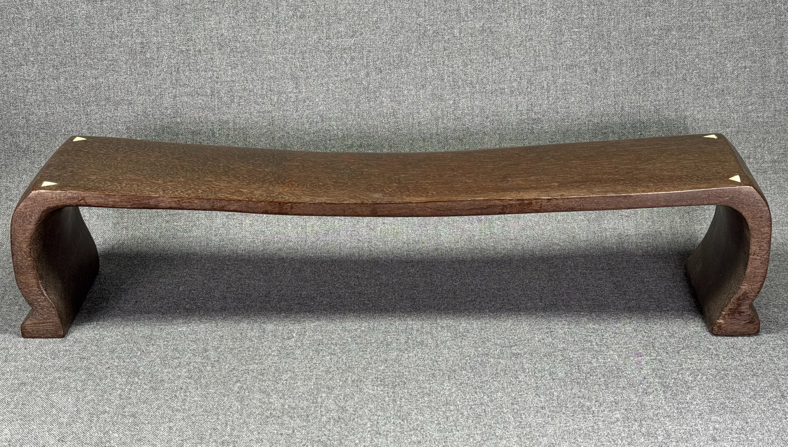 Tonga Headrest “Kali Hahapo" Carved wood with inlays.: IN HOUSE FLAT SHIPPING & HANDLING COST WITHIN ALL THE U.S. : $29 To bypass LiveShipping, and use our In-House shipping service for $29 or shipping combined for multiple lots, please select “Arra
