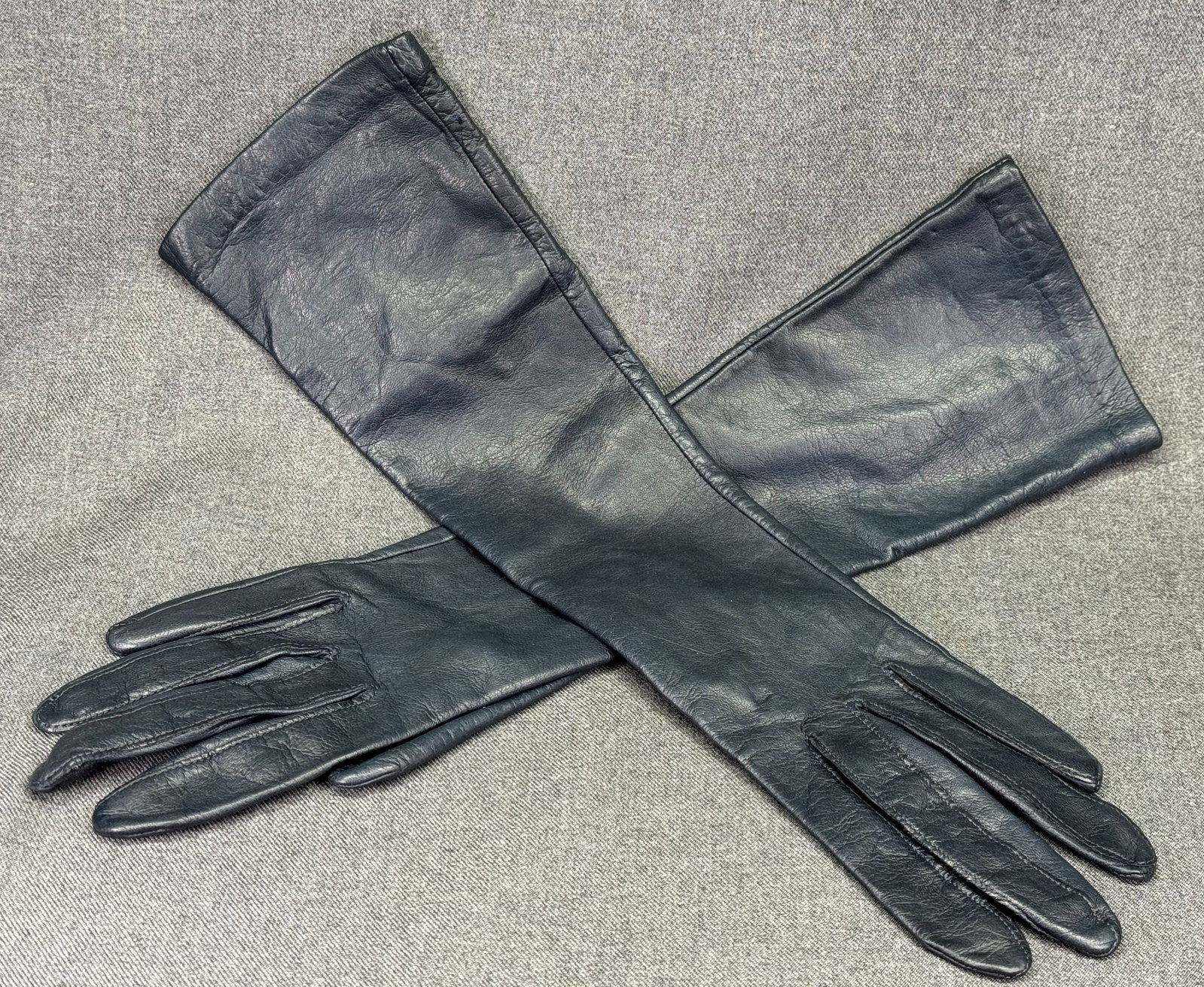Vintage Women's Dark Navy Blue Leather Opera Gloves, Silk Lined, 14"*M (1 of 5)