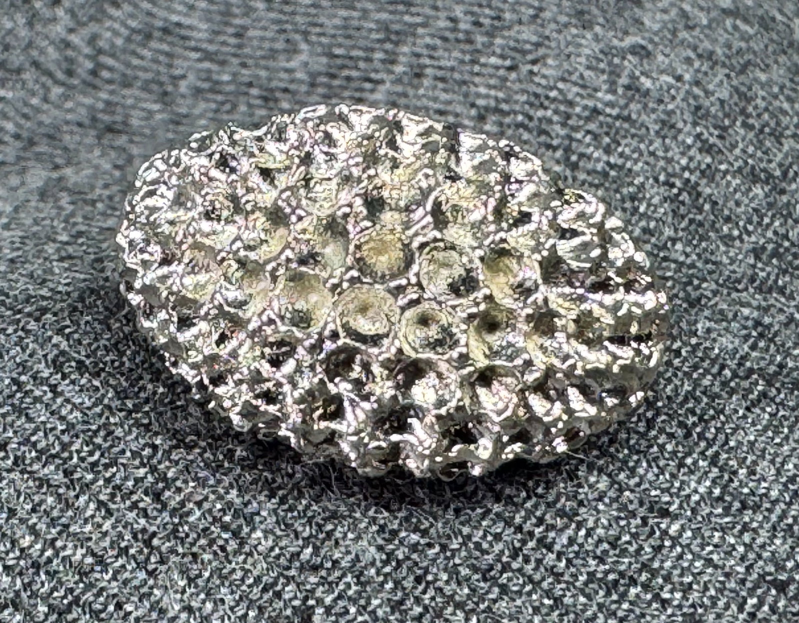 Vintage dome silver-toned adjustable ring. *a: Vintage dome silver-toned adjustable ring. Spaces for beads. Unmarked. For measures please refer to the pictures taken with a measuring tape. Weight: 9 Grams IN HOUSE FLAT SHIPPING & HANDLING COST WIT