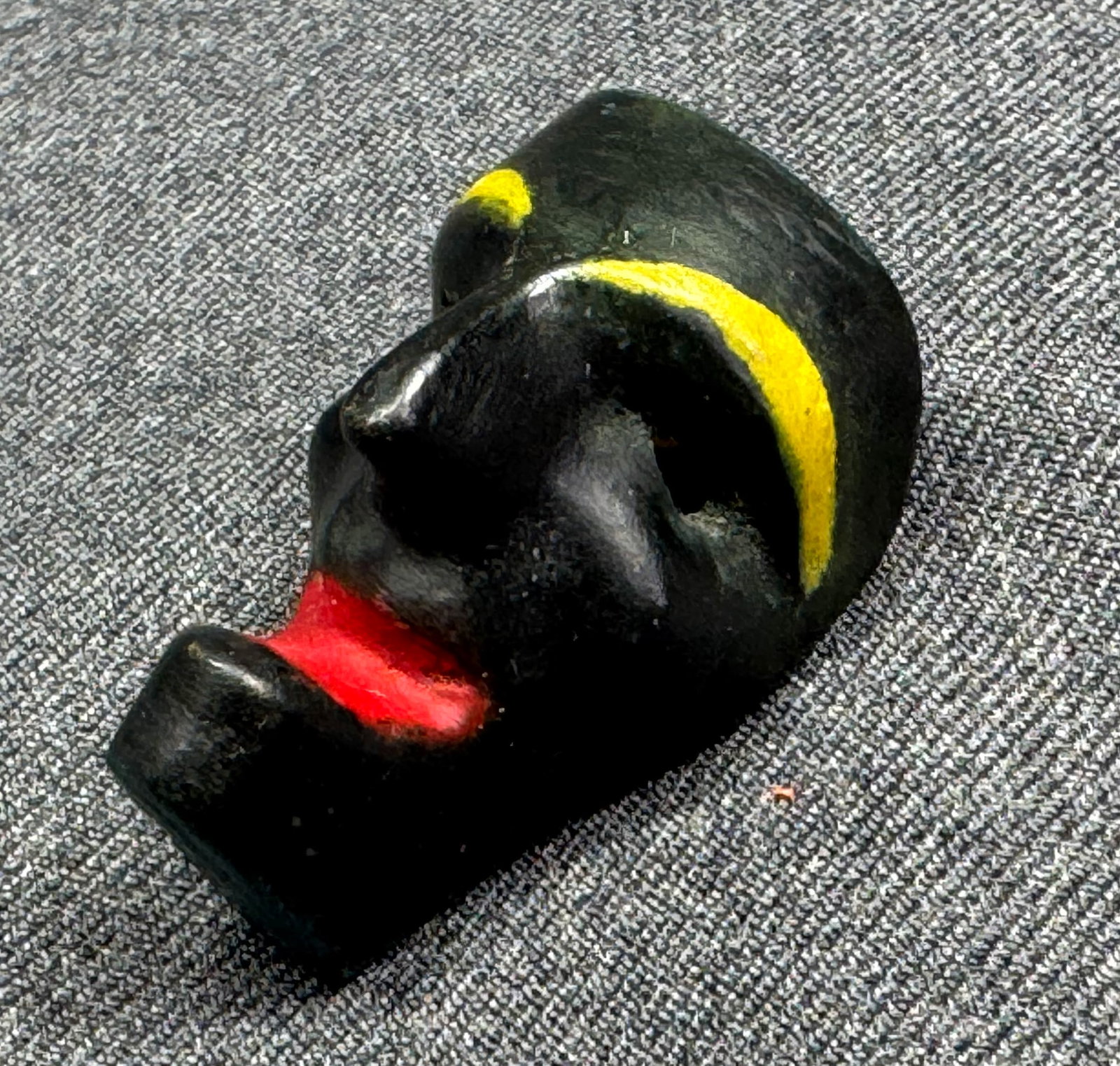 Vintage folk art hand painted miniature mask: IN HOUSE FLAT SHIPPING & HANDLING COST WITHIN ALL THE U.S. : $7 To bypass LiveShipping, and use our In-House shipping service for $7 or shipping combined for multiple lots, please select “Arrang