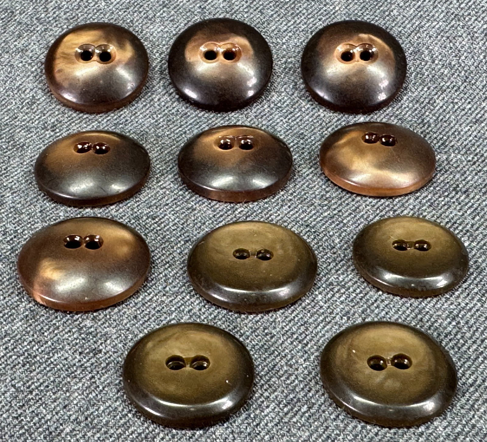 Vintage assorted marbled brown galalith buttons. Lot of 11: IN HOUSE FLAT SHIPPING & HANDLING COST WITHIN ALL THE U.S. : $7 To bypass LiveShipping, and use our In-House shipping service for $7 or shipping combined for multiple lots, please select “Arrang
