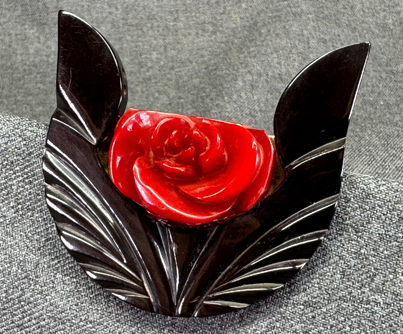 Artisan Art Deco Bakelite Large Brooch Pin. *o (1 of 5)