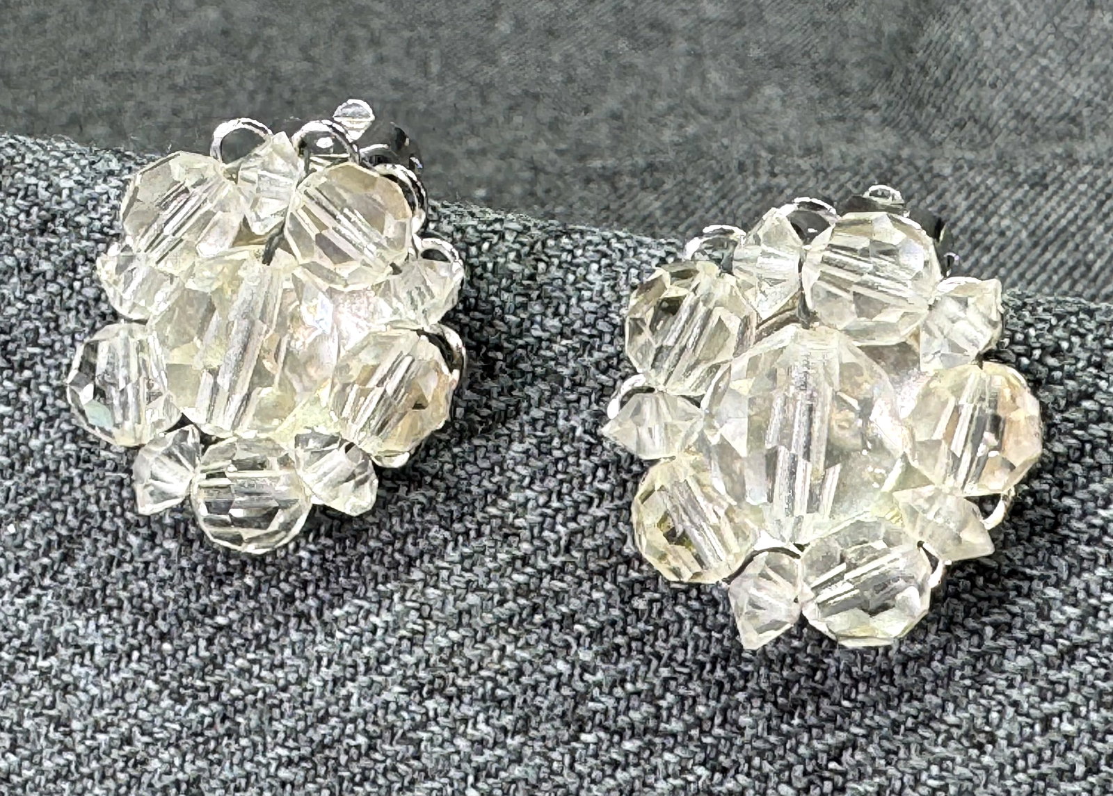 Vintage 1950s Marvella Crystal Cluster Clip On Earrings.  *o