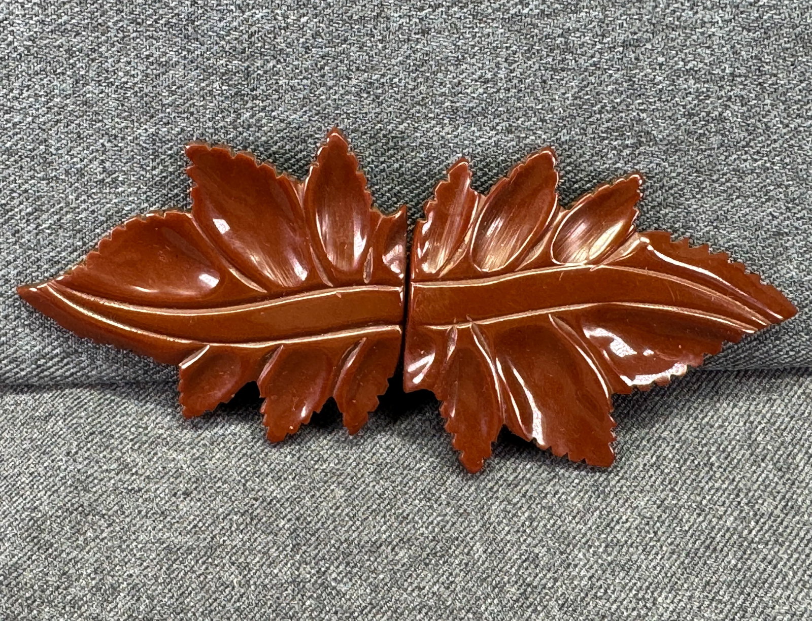 Art Deco Large 2-Piece Interlocking Carved Bakelite Leaf Belt Buckle *o (1 of 6)