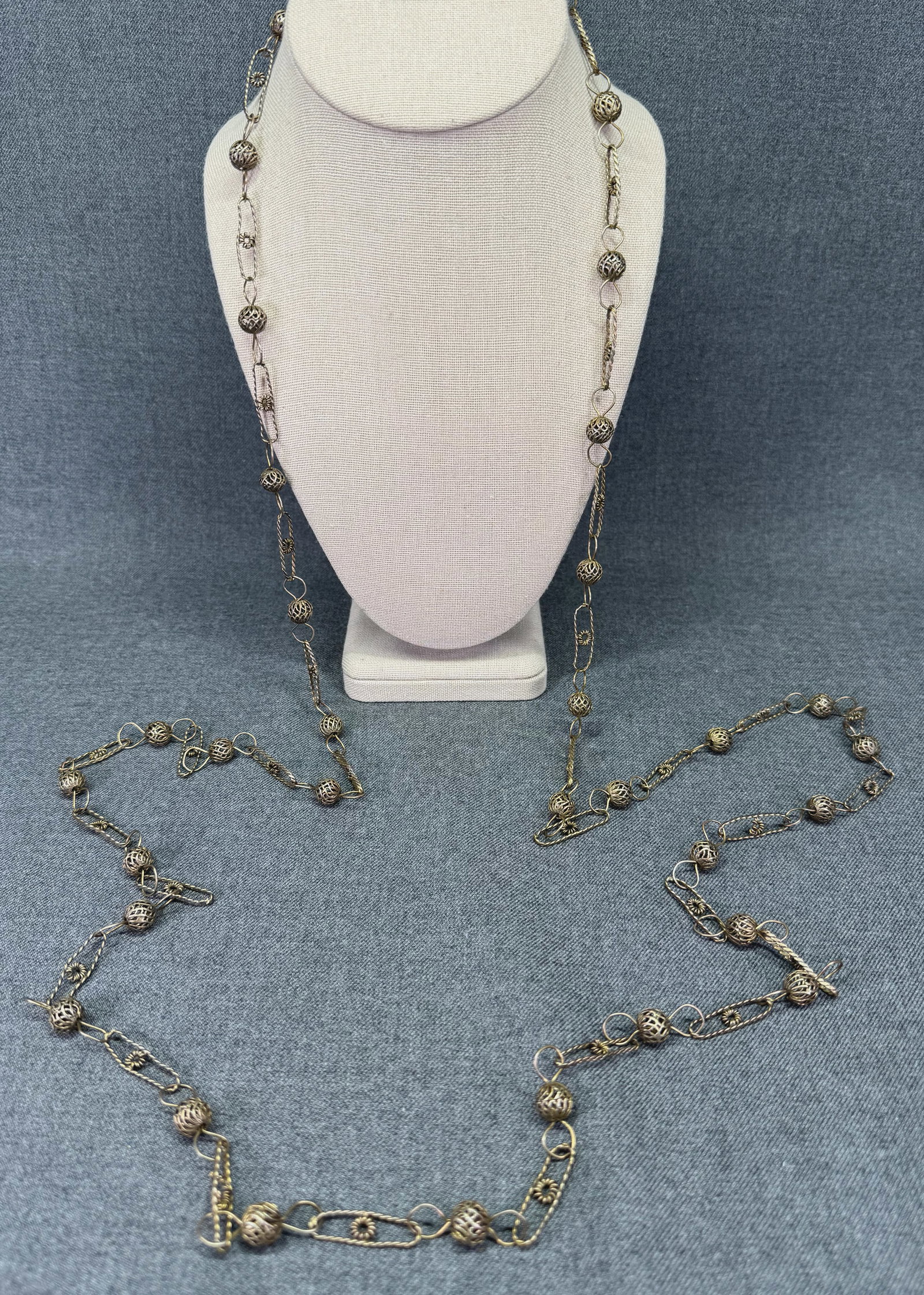 Guatemalan Vintage Silver-Tone Filigree Bead Wedding Lasso Necklace. *p (1 of 4)