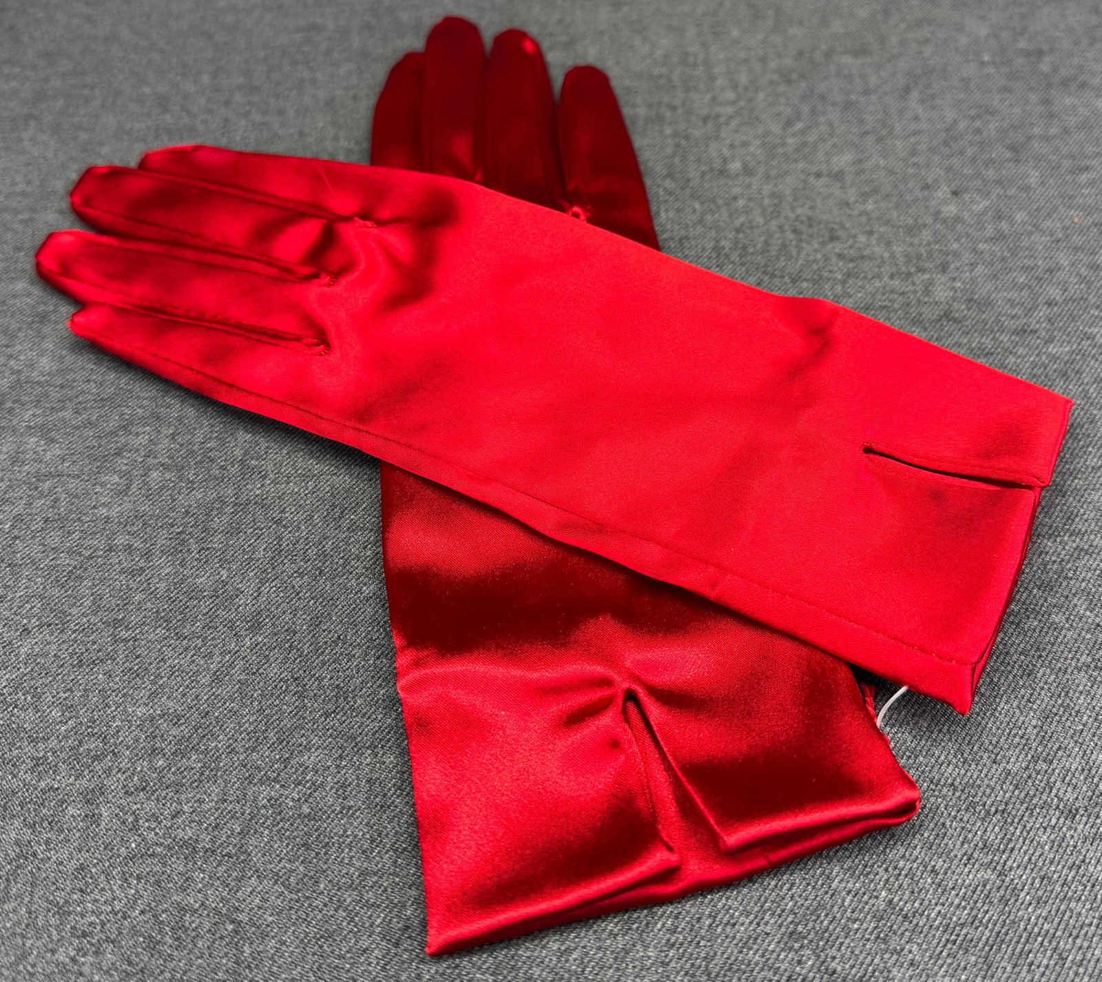 Neiman Marcus Vintage Italian Red Satin Acetate Blend Gloves. Unused #p (1 of 11)