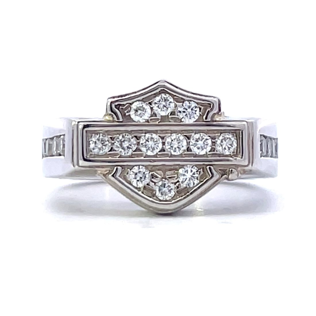 14KT WHITE GOLD "H.D" DIAMOND RING (1 of 2)