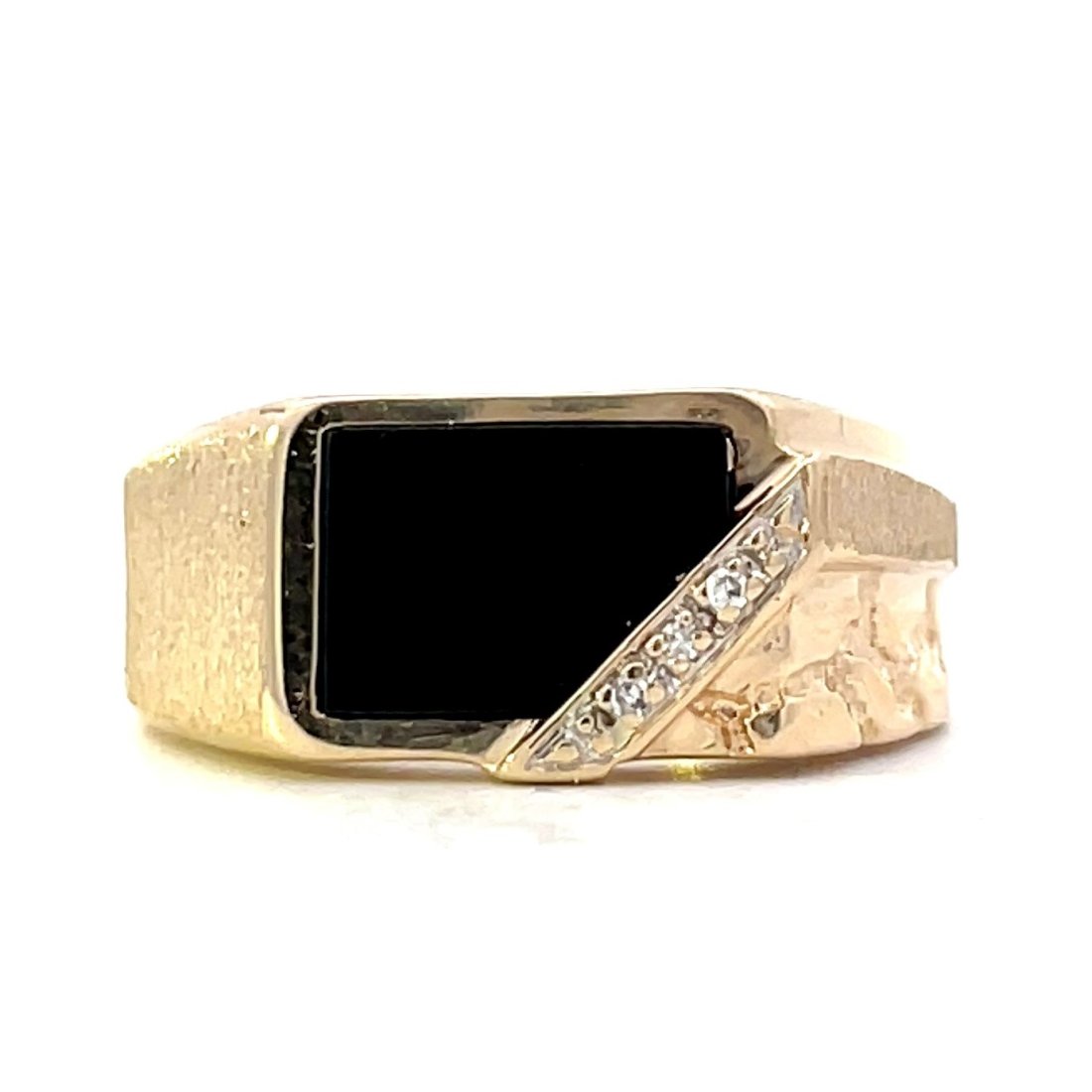 YELLOW GOLD ONYX AND DIAMOND RING (1 of 3)