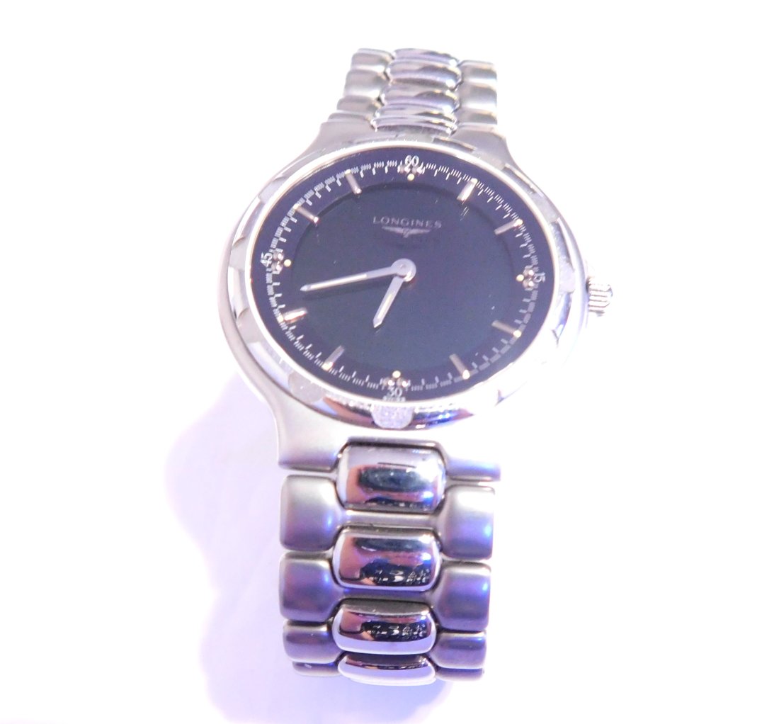 Longines Men's Dichro Calibre Quartz Analog Digital Stainless Steel Watch: For Sale is a Pre-owned Longines Conquest Dichro Calibre Men's Quartz Analog Digital Stainless Steel Watch. Day, DT, Chrono, Tmr, Dual Time. This Has Original Box along with Booklet.