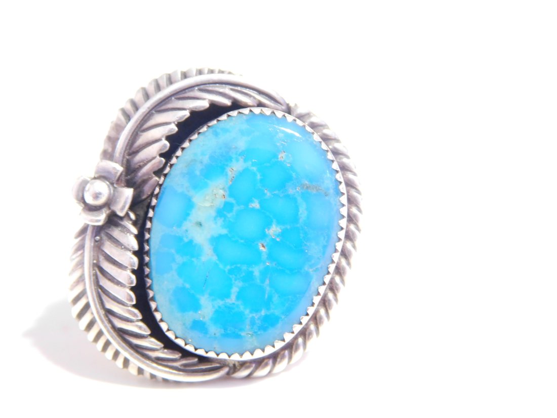 Vintage Navajo Sterling Silver Oval Turquoise Ring (1 of 8)