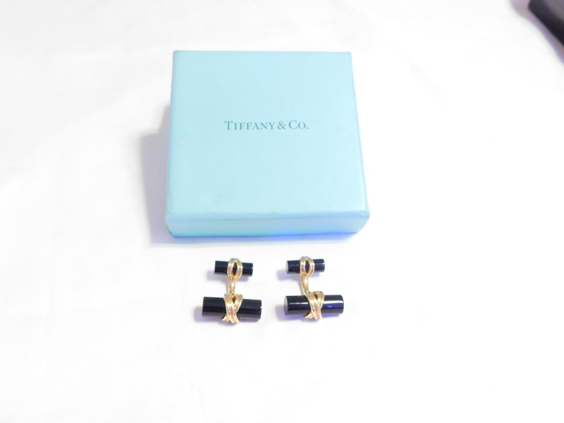 18K Tiffany & Co. Black Onyx  Men's Cuff Links (1 of 12)