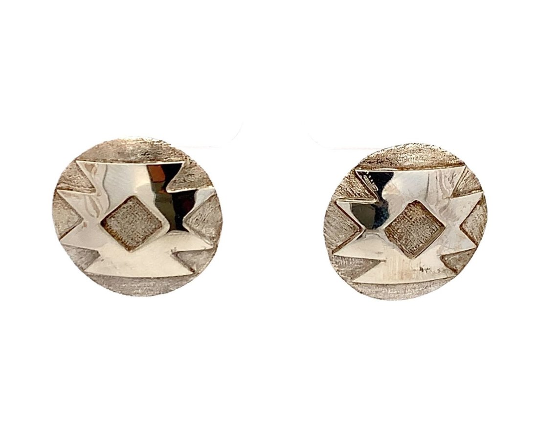 NATIVE AMERICAN STERLING SILVER STUD EARRINGS (1 of 3)