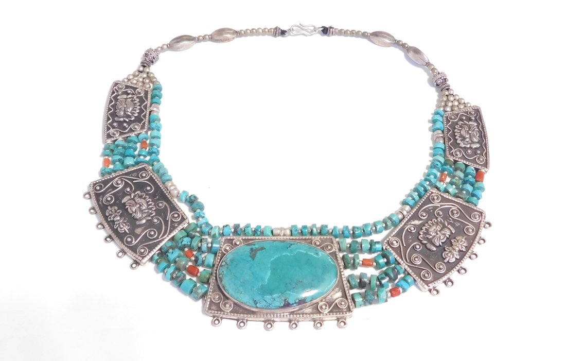 Vintage Sterling Silver Nepali Tibetan Beautiful Design Necklace with Turquoise and Coral Stone: Thank you for your interest,For Sale is a Vintage Sterling Silver Nepali Tibetan Beautiful Design Necklace with Turquoise and Coral Stones.This Measures