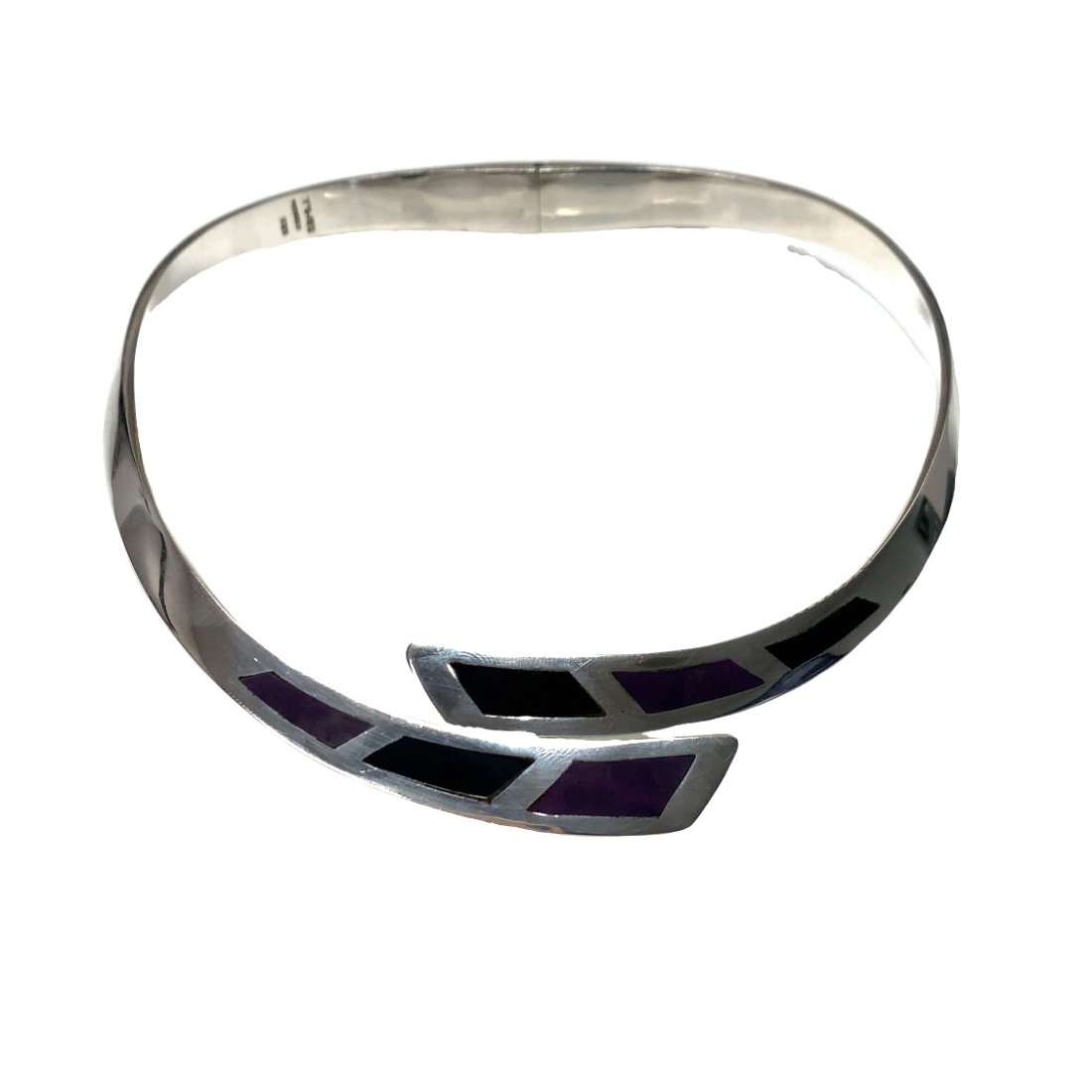 STERLING SILVER CHOKER: STERLING SILVER CHOKER NECKLACE WITH A BLACK AND PURPLE INLAYSTAMPED TN MEXICO ON INSIDEWEIGHING 98 GRAMS